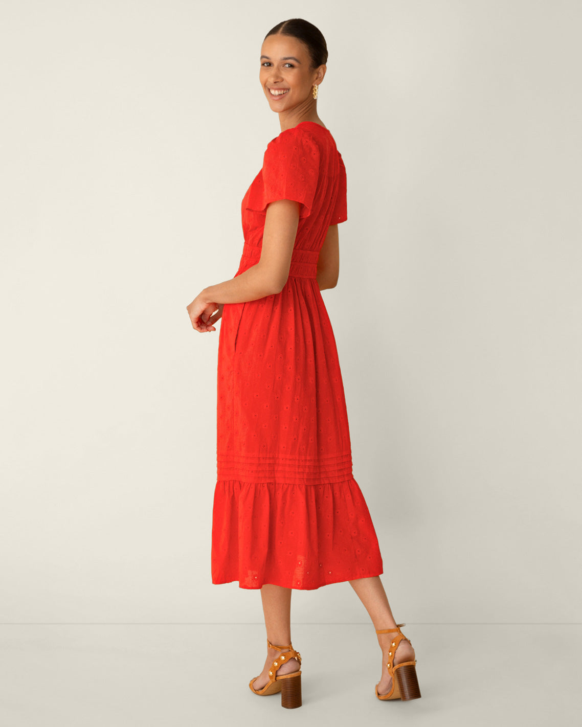 Hollie Midi Dress in Embroidered Flower Lipstick Red - Draper James