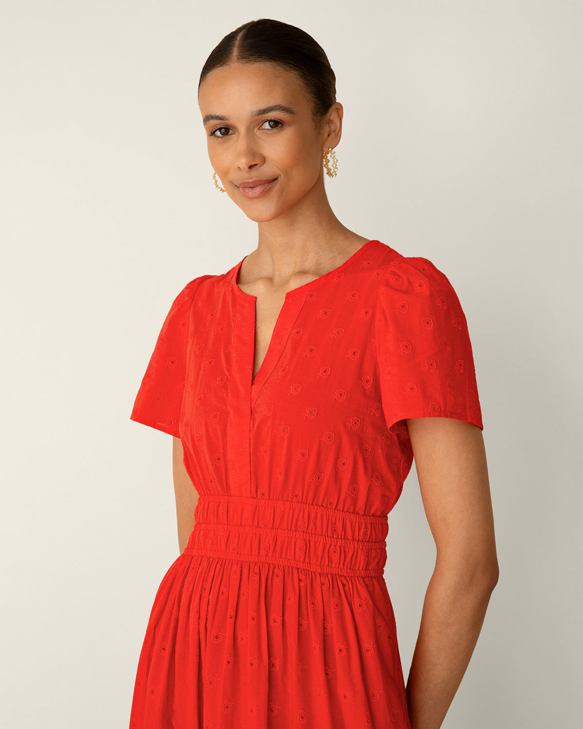 Hollie Midi Dress in Embroidered Flower Lipstick Red - Draper James
