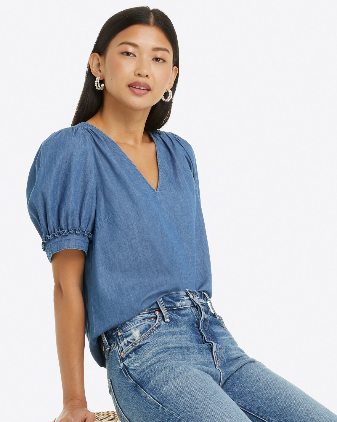 Heidi V-Neck Top in Chambray Medium Wash - Draper James