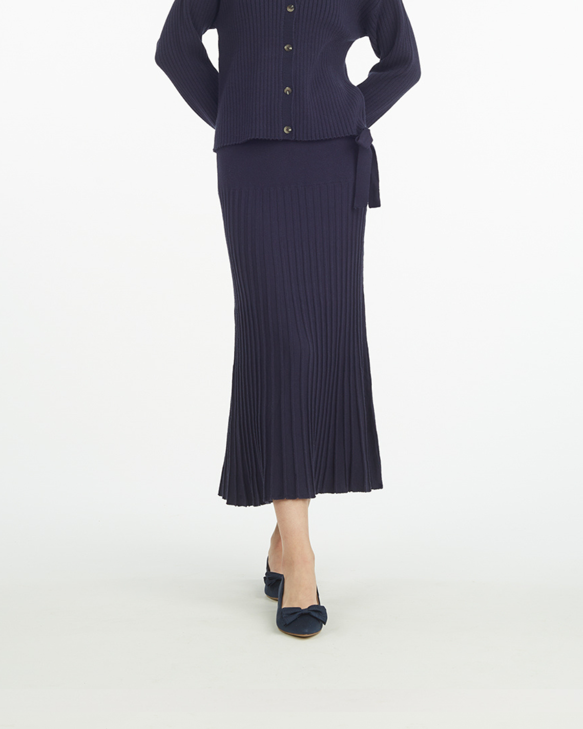 Luxe Pleated Maxi Skirt – Classic Nassau Navy - Draper James