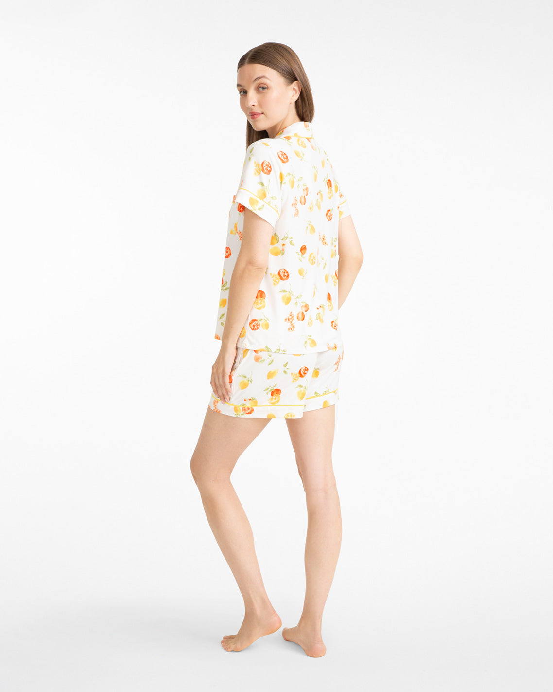 Sara Pajama Set in Citrus Magnolia White Multi - Draper James