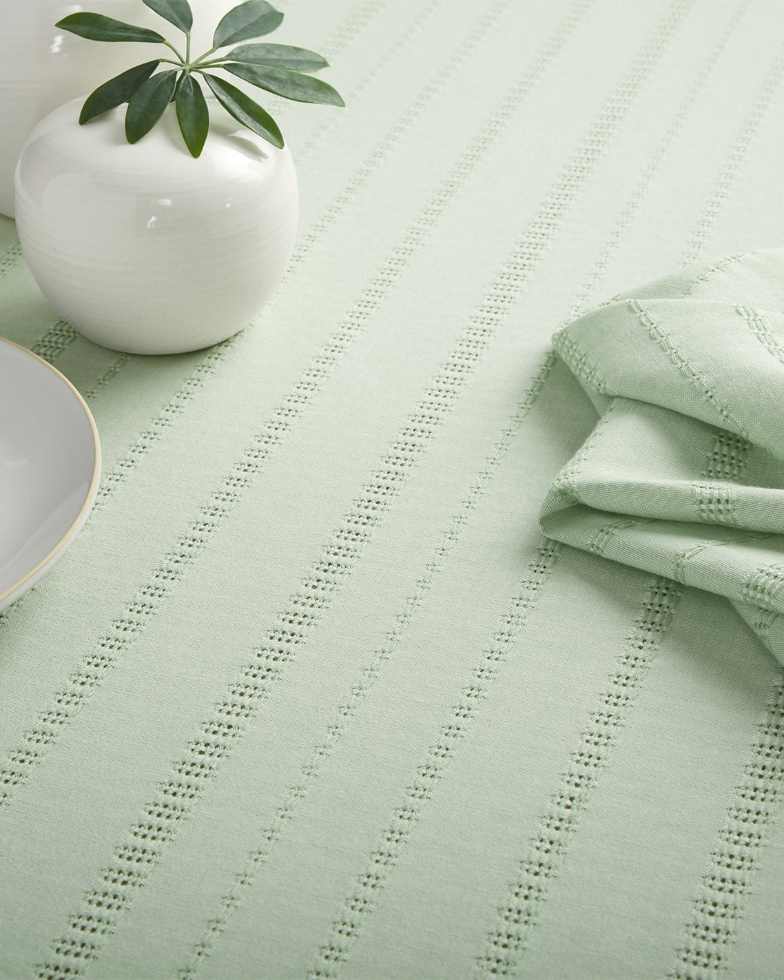 Woven Tablecloth in Sage Green 60x120 Green - Draper James