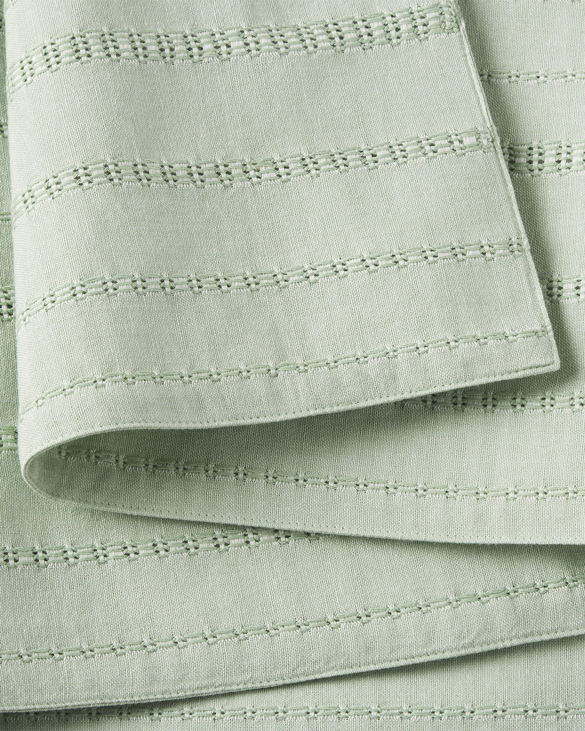 Woven Placemat Set in Sage Green Green - Draper James
