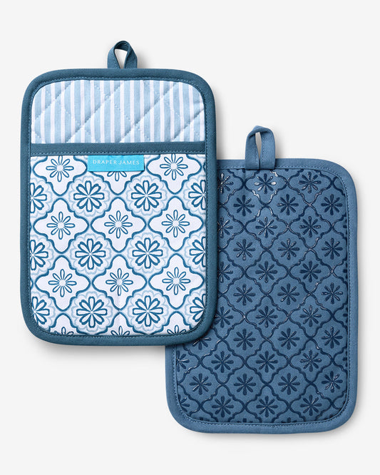 Geometric Floral Pot Holder Set in Blue Blue - Draper James