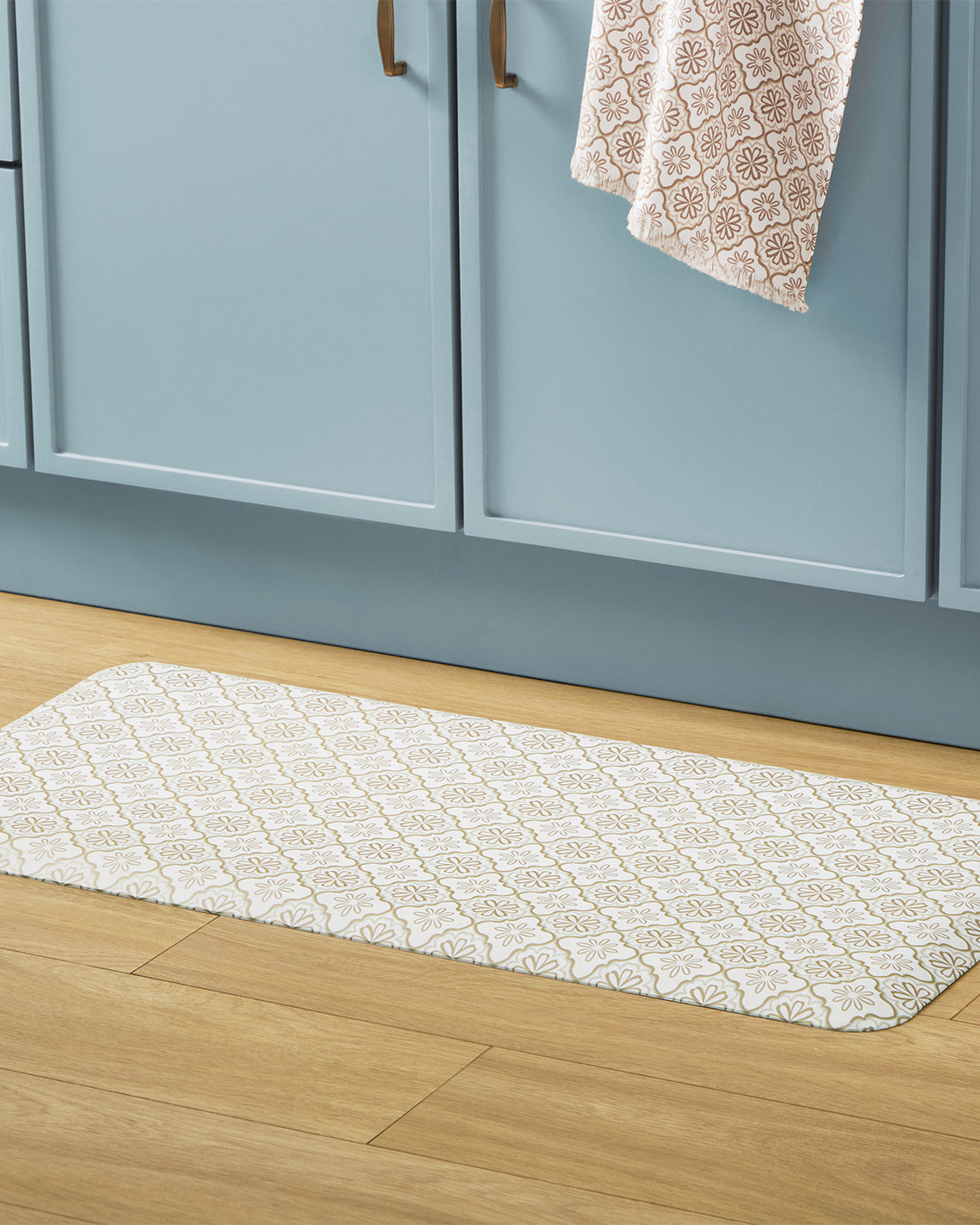 Geometric Floral Kitchen Mat in Natural Natural - Draper James