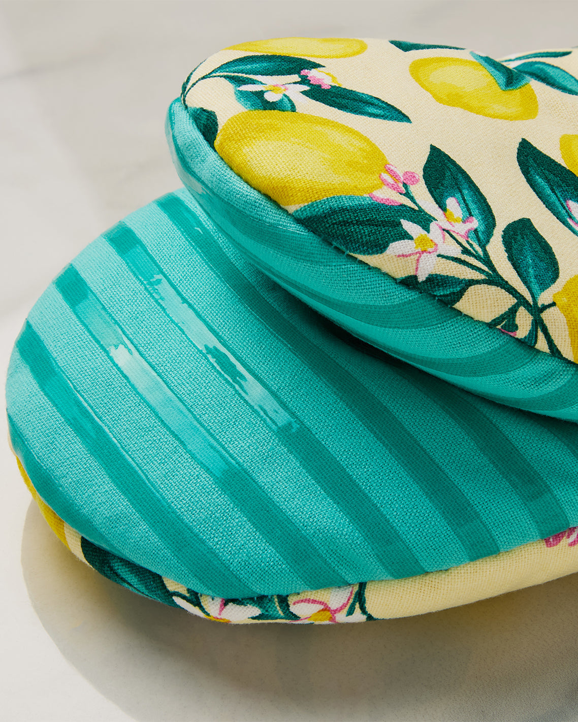 Lemon Blossom Silicone Mini Mitt Set Multicolor - Draper James