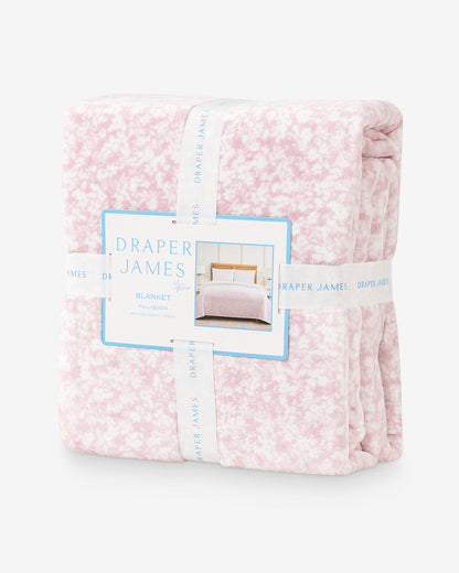 Chalk Pink Velvetloft Blanket Pink Multi - Draper James