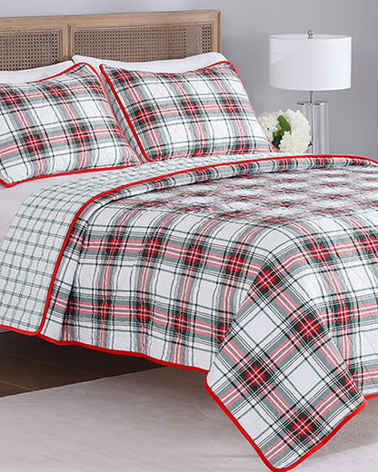 Holiday Plaid Quilt | Cotton Bedding by Draper James  - Draper James