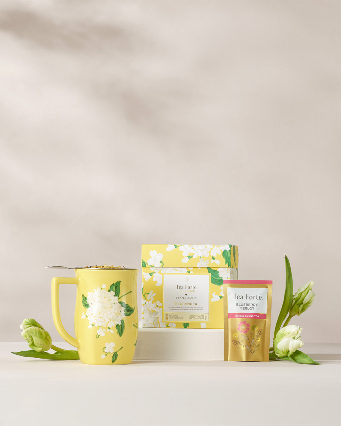 Hydrangea Fiore Steeping Cup with Infuser Multicolor - Draper James