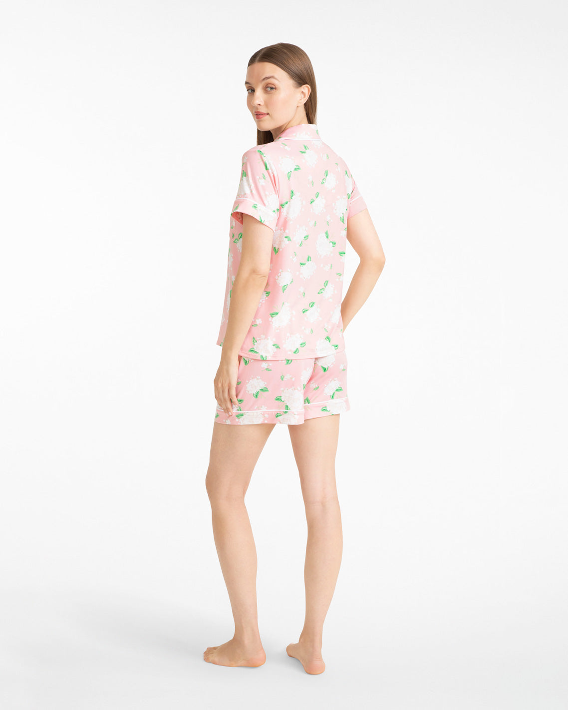 Sara Pajama Set in Hydrangeas Pink Multi - Draper James