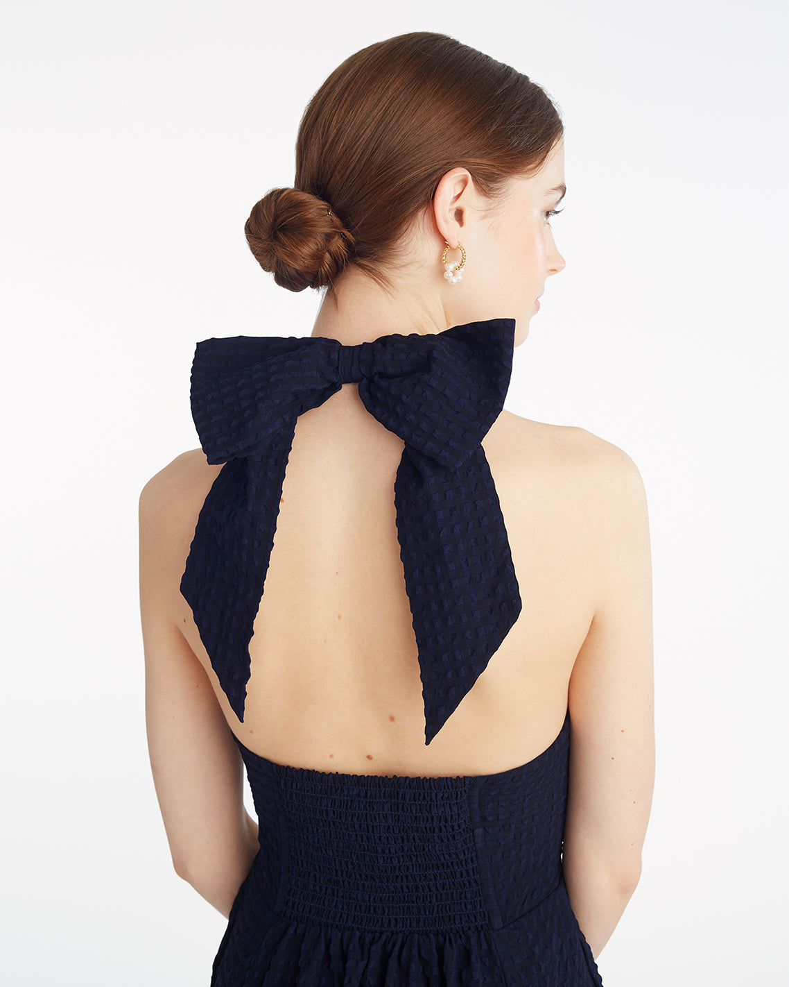 Violeta Halter Neck Dress in Seersucker Nassau Navy - Draper James