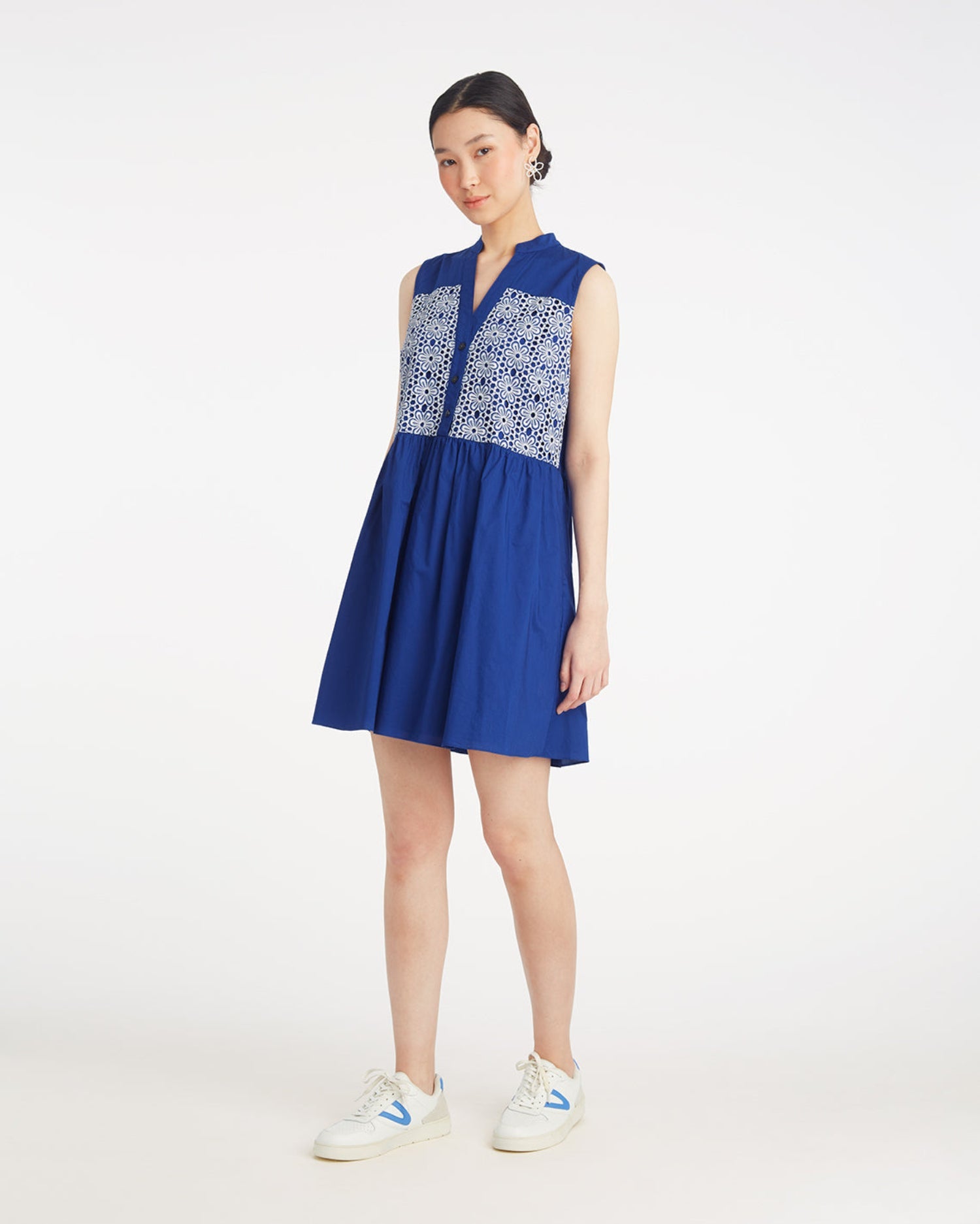 Sami Sleeveless Shirtdress in Daisy Lace Daisy Lace - Draper James