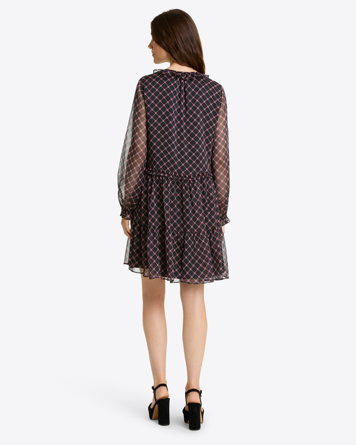 Lorrie Long-Sleeve Dress in Crinkle Chiffon Black Daisy Trellis - Draper James